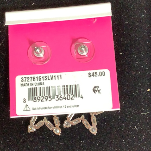 NWT Betsey Johnson Star earrings - Picture 2 of 2